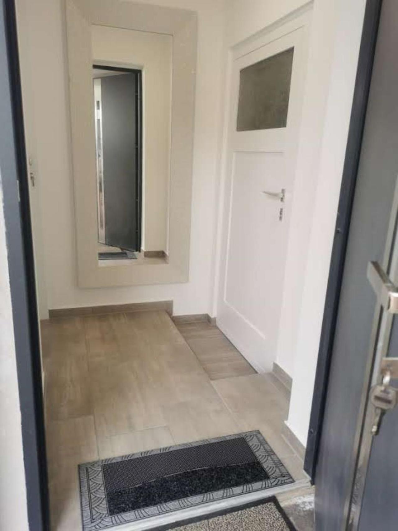 Apartment Bei Der Palme Mit Sauna Moeglichkeit Dusseldorf Bagian luar foto